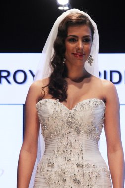düğün elbise moda defilesi