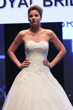 düğün elbise moda defilesi