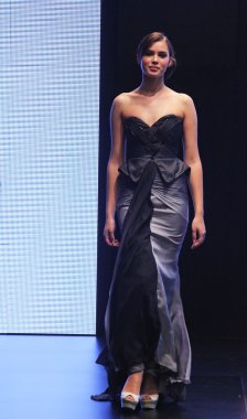 düğün elbise moda defilesi