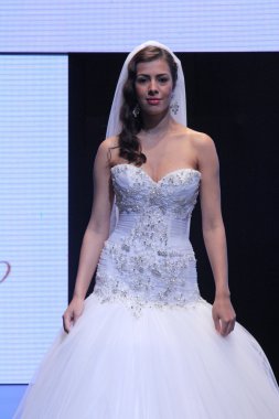 düğün elbise moda defilesi