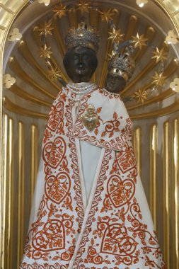 Kutsal bakire Meryem ile bebek İsa