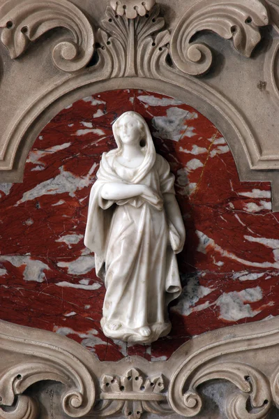 Virgin Mary detail of the medieval church altar — Stock Photo, Image