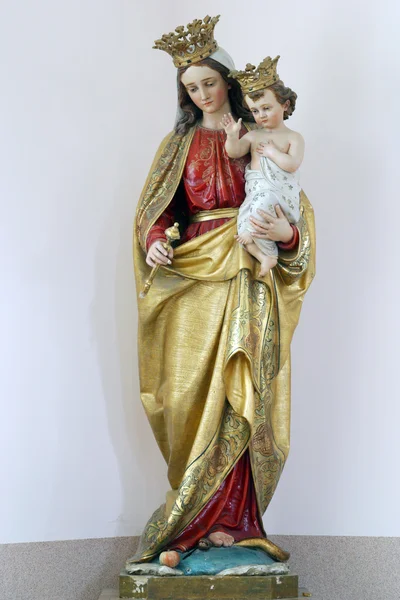 Пресвятая Дева Мария с младенцем Иисусом — стоковое фото