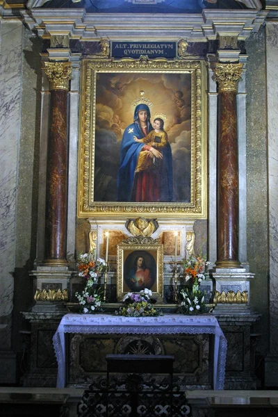 The altar of the Blessed Virgin Mary — Stock Photo, Image