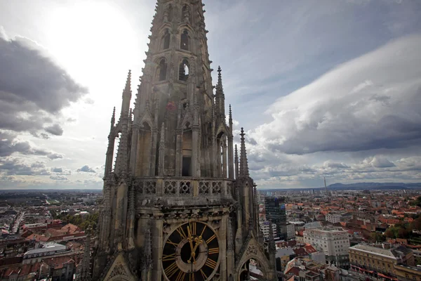 Turm der Zagreber Kathedrale — Stockfoto