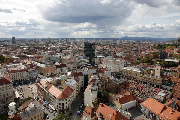 Vue aérienne de Zagreb, la capitale de la Croatie — Photo