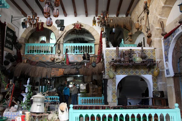 Wnętrze Arabski bar kawowy, sousse, Tunezja — Zdjęcie stockowe