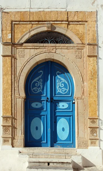 Porta tradicional de Sidi Bou Said, Tunis — Fotografia de Stock