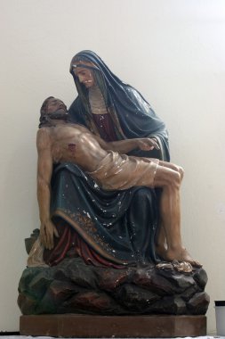 Pieta, acılarını bizim hanım
