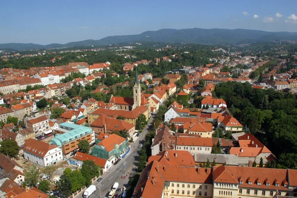 Пташиного польоту Загреб, столиці Хорватії — стокове фото