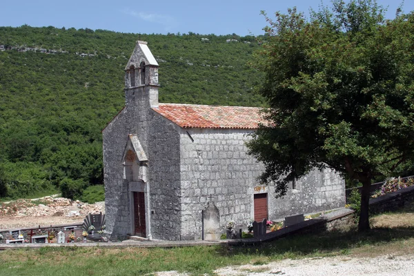 Oude mediterrane kerk — Stockfoto