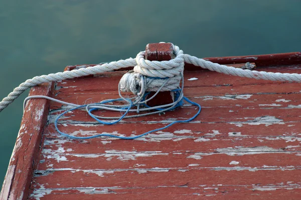 ボートの結び目のロープ — ストック写真