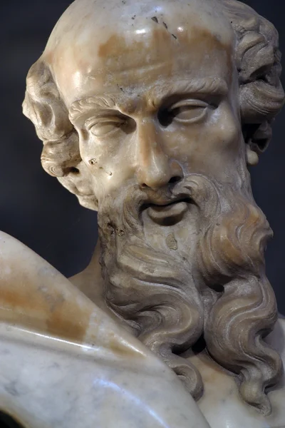 Статуя апостола Павла — стоковое фото