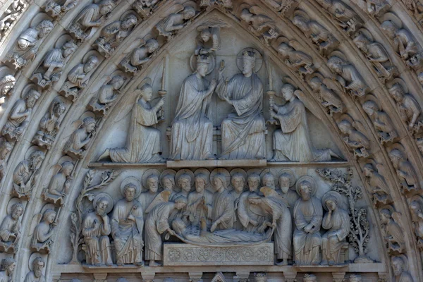 Kathedraal Notre dame, Parijs. het portaal van de Maagd — Stockfoto