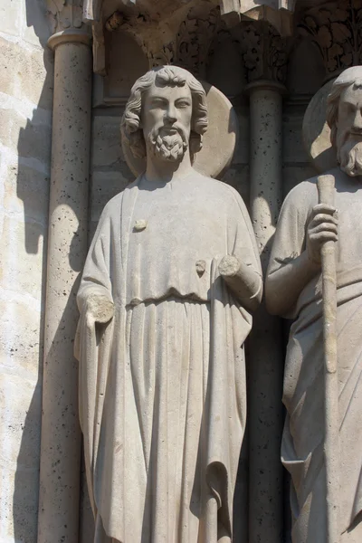 Saint bartholomew, kathedraal van notre dame, paris, laatste oordeel portaal — Stockfoto