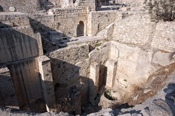 Oude ruïnes van zwembaden, Jeruzalem — Stockfoto