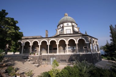beatitudes kilise Celile Denizi bakan bir tepe inşa edilmiş ve burada vaaz İsa vaaz Dağı üzerinde kabul edilen site.