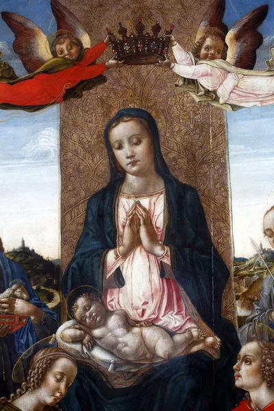 Madonnan och barnet på tronen krönt av två änglar — Stockfoto