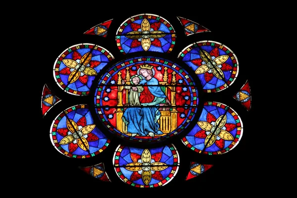 Stained glass window in Cathedral Notre Dame de Paris — Stok fotoğraf