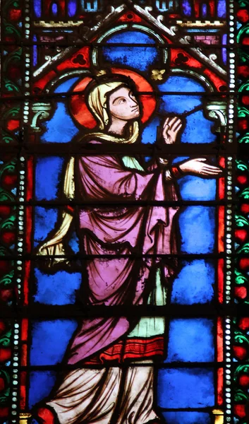 Janela de vidro manchado em La Sainte-Chapelle em Paris — Fotografia de Stock