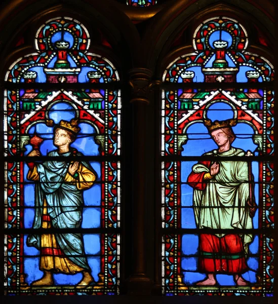 Buntglasfenster in der Heiligen-Kapelle in Paris — Stockfoto