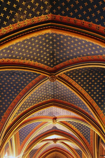 Ceiling construction, lower chapel or Chapelle Basse, Sainte Chapelle, Île de la Cité, Paris — Stok fotoğraf
