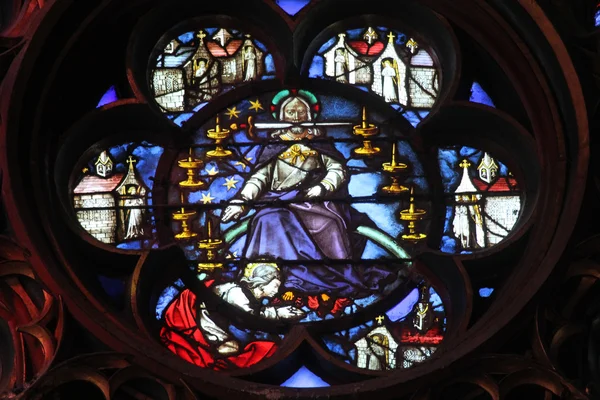 Mozaikové okno v la sainte-chapelle v Paříži — Stock fotografie