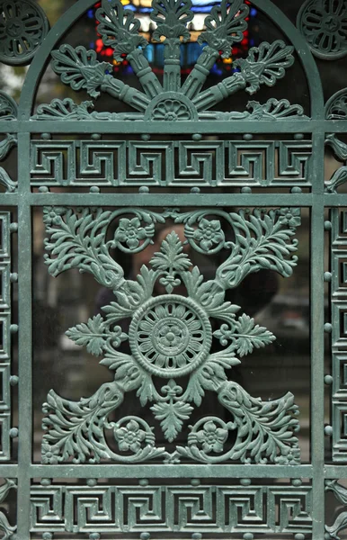 Ornate tomb door — Stock Photo, Image