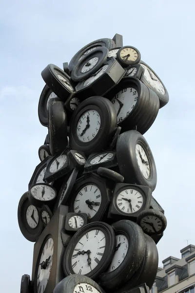 L'heure de tous monument, saint-lazare treinstation, Parijs — Stockfoto