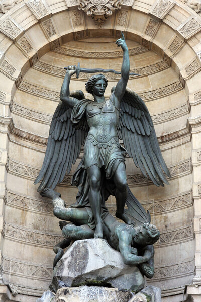 Fountain Saint-Michel