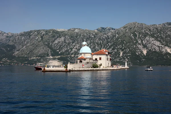 Kostel Panny Marie ze skály, perast, Černá Hora — Stock fotografie