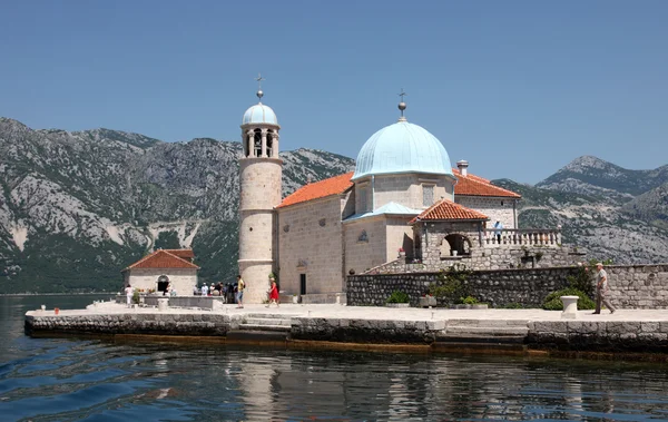 Vårfrukyrkan av stenar, Kotor, montenegro — Stockfoto