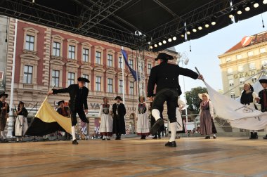 Halk grupları schwabischer albverein Alman ulusal kostüm üyeleri