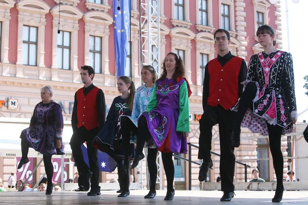 Membres des groupes folkloriques O'Shea-Ryan Irish Dancers from Australia — Photo