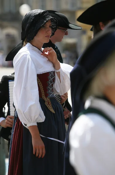 Membri dei gruppi popolari Schwabischer Albverein in costume nazionale tedesco — Foto Stock