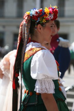 ensemble nutuk Varşova school ekonomi üyeleri ulusal kostüm Lehçe