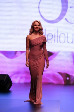 düğün elbise moda defilesi