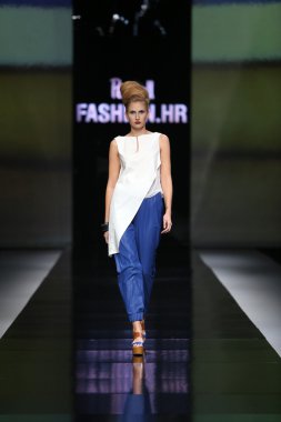 morana krklec 'fashion.hr' show tarafından tasarlanan kıyafetleri moda model