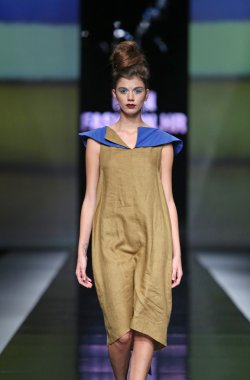 morana krklec 'fashion.hr' show tarafından tasarlanan kıyafetleri moda model