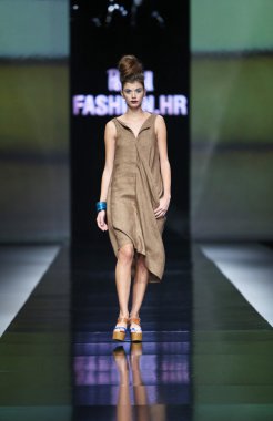 morana krklec 'fashion.hr' show tarafından tasarlanan kıyafetleri moda model
