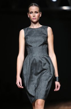 porter gösteri nebo cro üzerinde kıyafetleri moda model tasarım