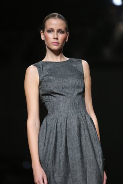 porter gösteri nebo cro üzerinde kıyafetleri moda model tasarım