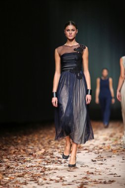porter gösteri nebo cro üzerinde kıyafetleri moda model tasarım
