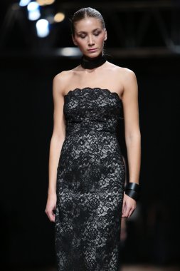 porter gösteri nebo cro üzerinde kıyafetleri moda model tasarım