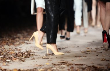 porter gösteri arielo cro üzerinde kıyafetleri moda model tasarım