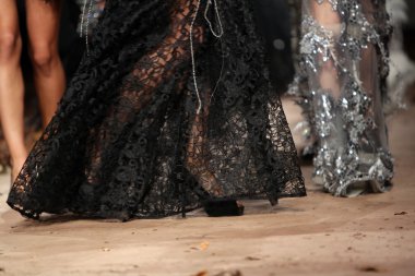 porter gösteri matija vuica cro üzerinde kıyafetleri moda model tasarım