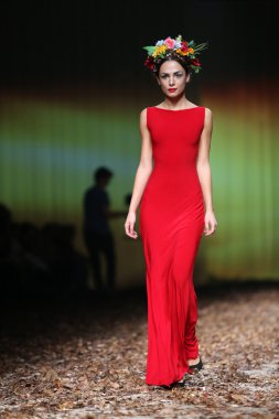 porter gösteri cro üzerinde anamarija asanovic giyim eşyası moda model tasarım