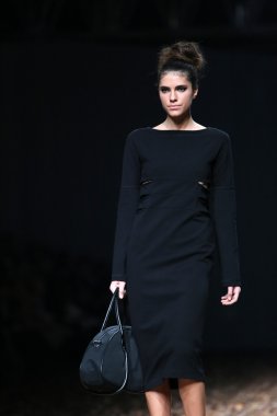 porter gösteri etna maar cro üzerinde kıyafetleri moda model tasarım