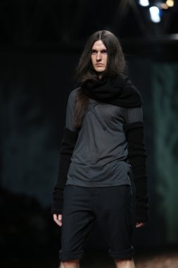 giyim eşyası manken spirir tarafından bir hamal gösteri tüberküloz cro üzerinde tarafından tasarlanan