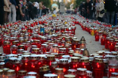 Zagreb mezarlığı mirogoj tüm azizler günü
